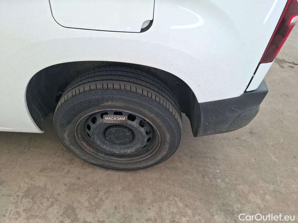  Citroen  Berlingo  Fourgon Club M 650 1.5 BlueHDi 100CV BVM6 E6d #40