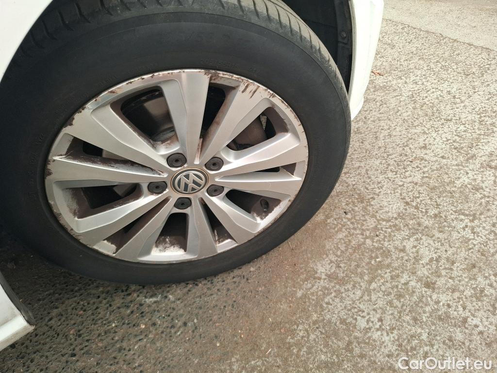  Volkswagen  Golf  VII Berline Confortline Business BMT 1.6 TDI 115CV BVA7 E6 #29