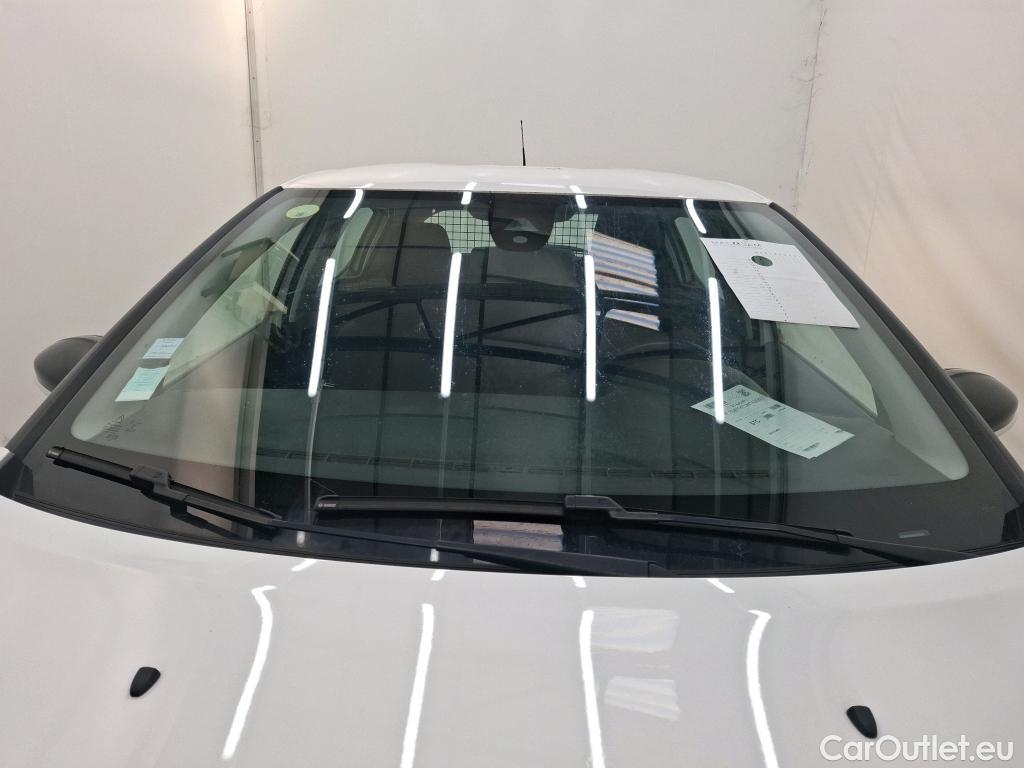  Citroen  C3  Société Feel 1.5 BlueHDI 100CV BVM6 E6d #28