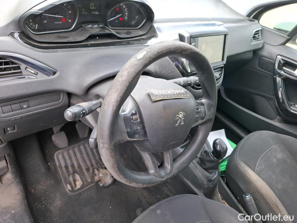  Peugeot  208  Affaire Premium 1.5 HDi 100CV BVM5 E6dT #44