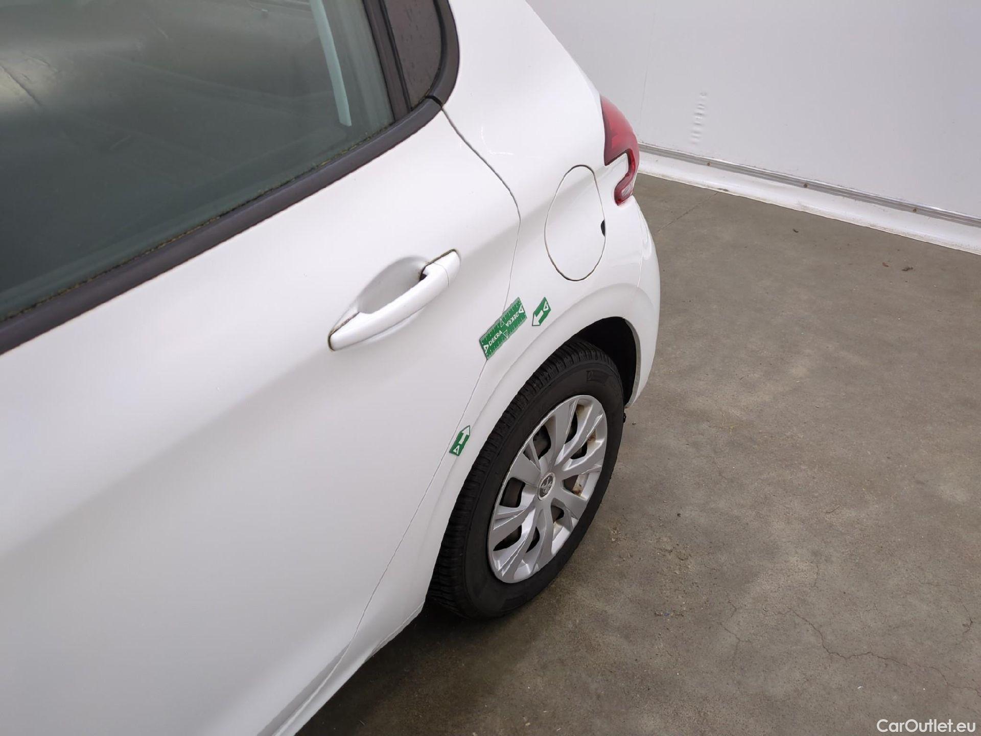  Peugeot  208  Affaire Premium Pack 1.5 HDi 100CV BVM6 E6dT #25