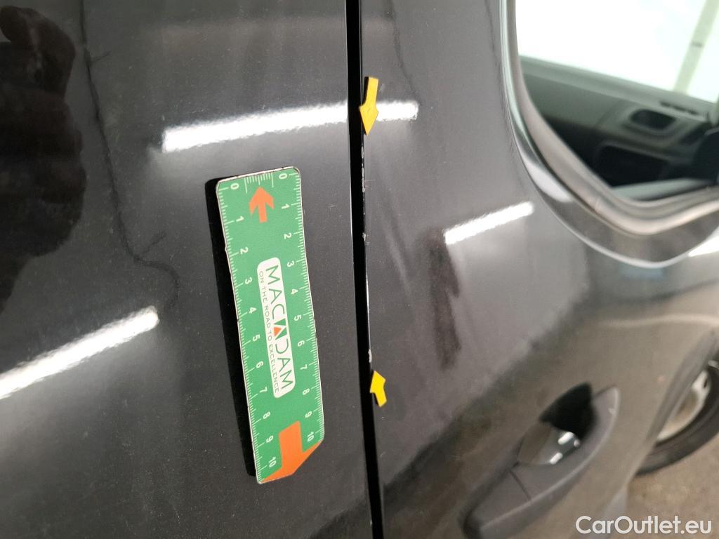 Citroen  Berlingo  Fourgon Club M 1000 1.5 BlueHDi 130CV BVA8 E6dT #44
