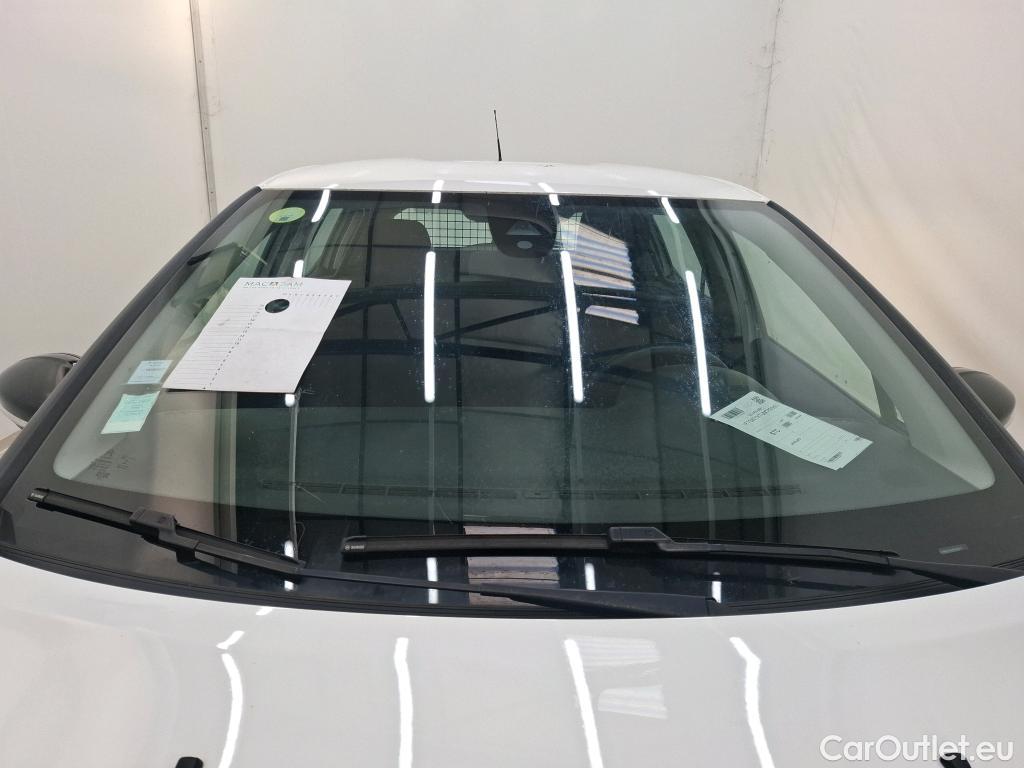  Citroen  C3  Société Feel 1.5 BlueHDI 100CV BVM6 E6d #3