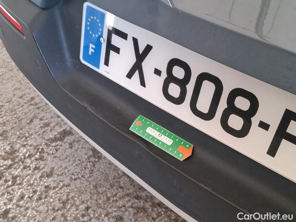  Volvo  XC 40 XC40 Momentum 2WD 1.5 T3 165CV BVA8 E6dT #12