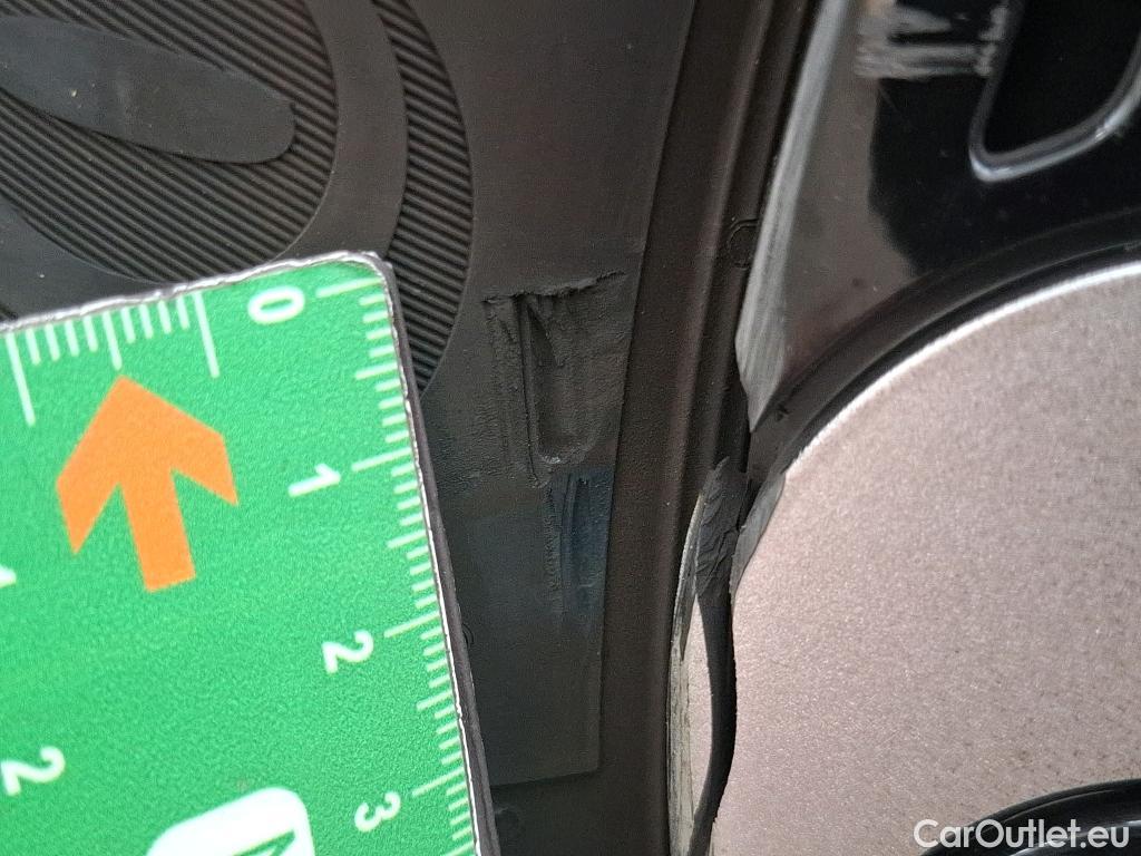  Citroen  C3  Société Feel 1.5 BlueHDI 100CV BVM6 E6d #20