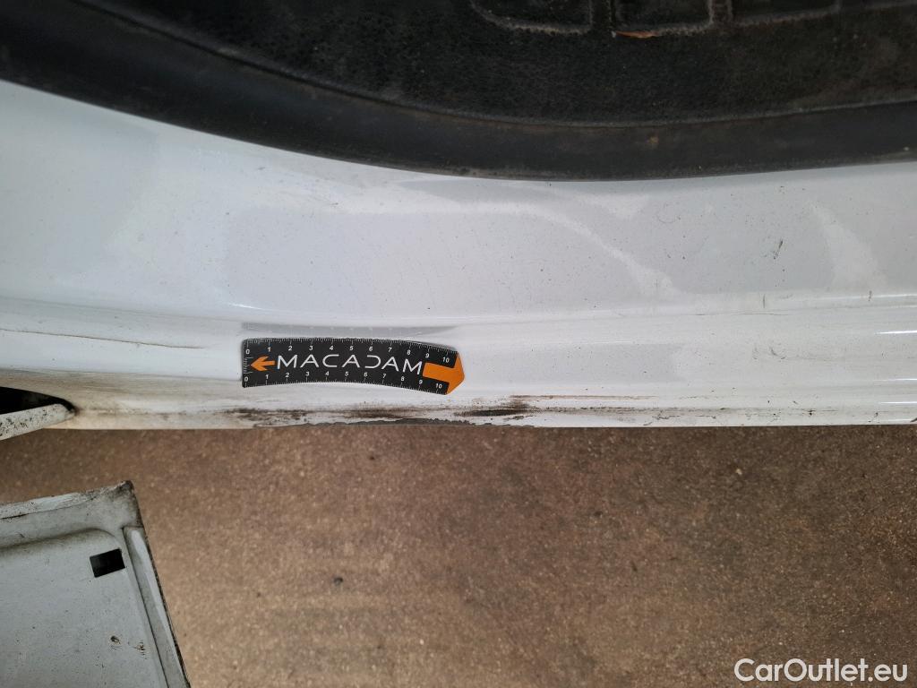  Peugeot  Expert  Fourgon Premium L2 1.5 HDi 120CV BVM6 E6d #28
