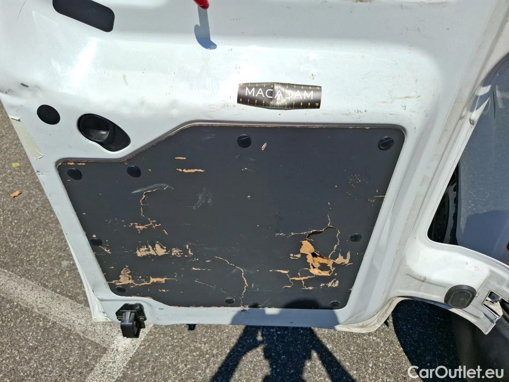  Citroen  Jumpy  Fourgon Club M 2.0 BlueHDi 120CV BVA8 E6d #23
