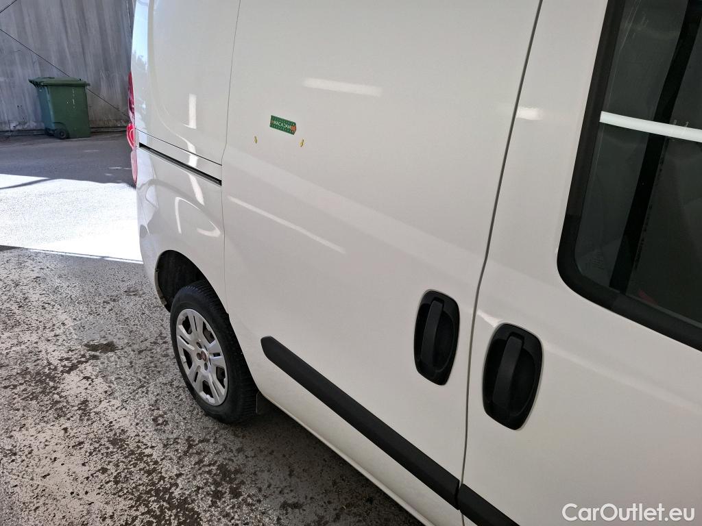  Fiat  Doblo Doblò Pro Lounge Fourgon 1.3 Multijet 95CV BVM5 E6dT #1