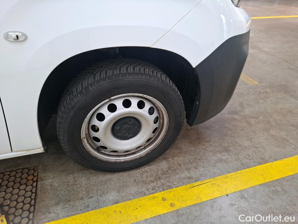  Peugeot  Partner  Premium L1 1.2 PureTech 110CV BVM6 E6d #15