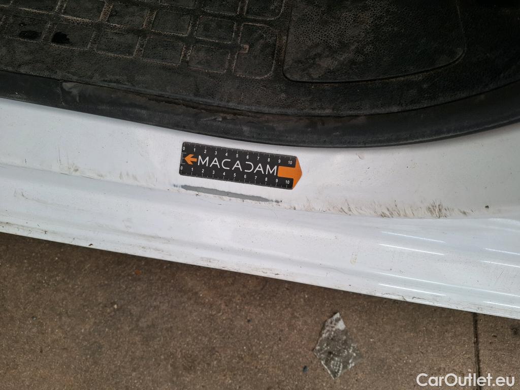  Peugeot  Expert  Fourgon Premium L2 1.5 HDi 120CV BVM6 E6d #27