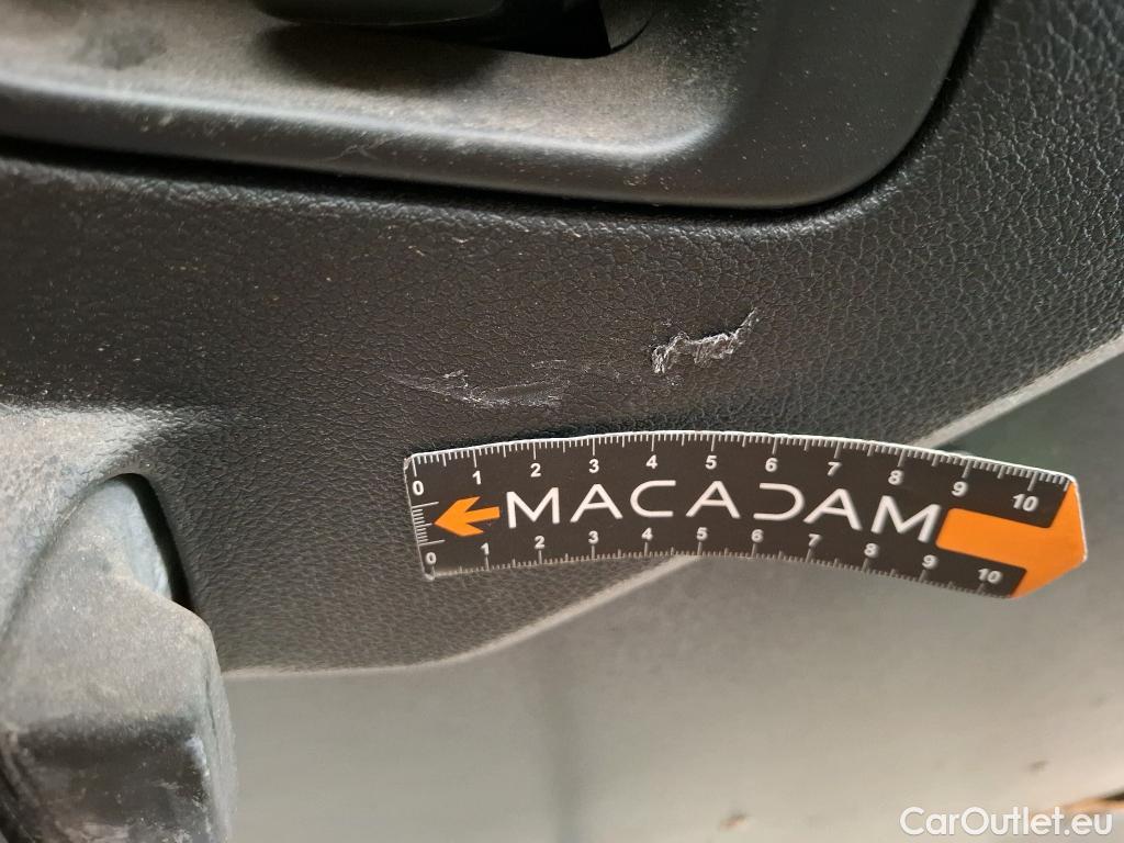  Peugeot  Expert  Fourgon Premium L2 1.5 HDi 120CV BVM6 E6d #50