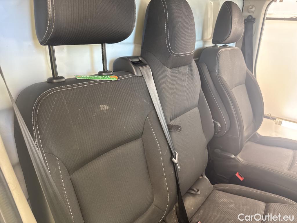  Renault  Trafic  Fourgon L2H1 3T Grand Confort 2.0 dCi 130CV BVM6 E6d #26
