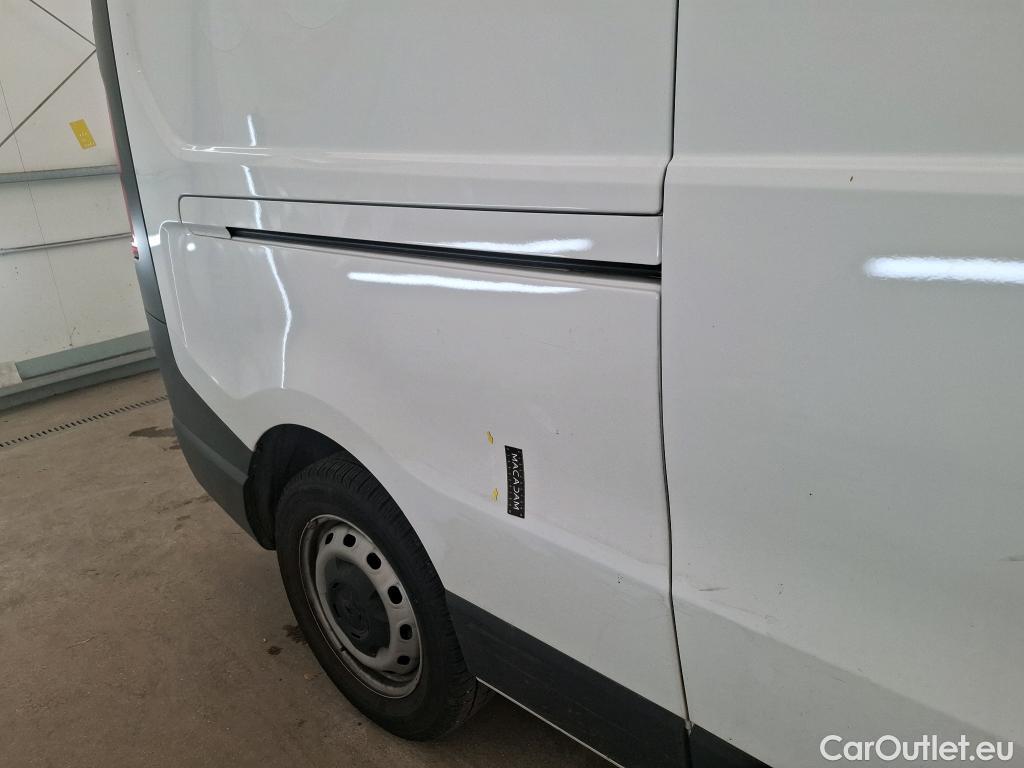  Renault  Trafic  Fourgon L2H1 3T Grand Confort 2.0 dCi 130CV BVM6 E6d #21