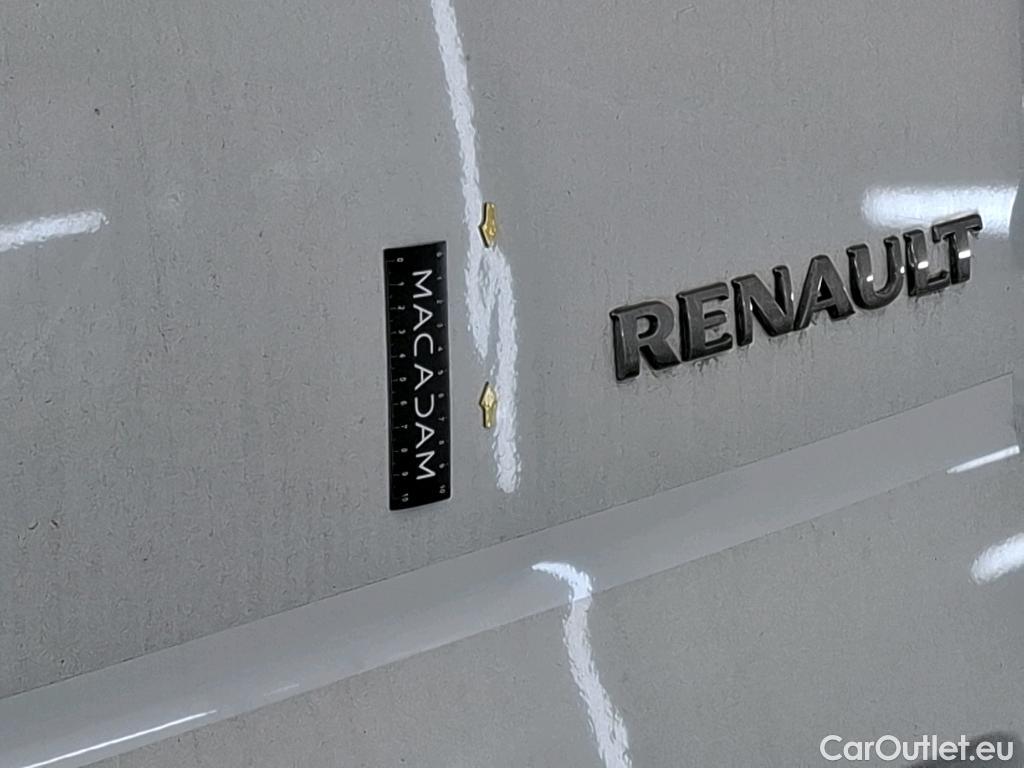  Renault  Trafic  Fourgon L2H1 3T Grand Confort 2.0 dCi 130CV BVM6 E6d #25