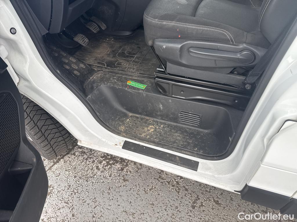  Renault  Trafic  Fourgon L2H1 3T Grand Confort 2.0 dCi 130CV BVM6 E6d #16