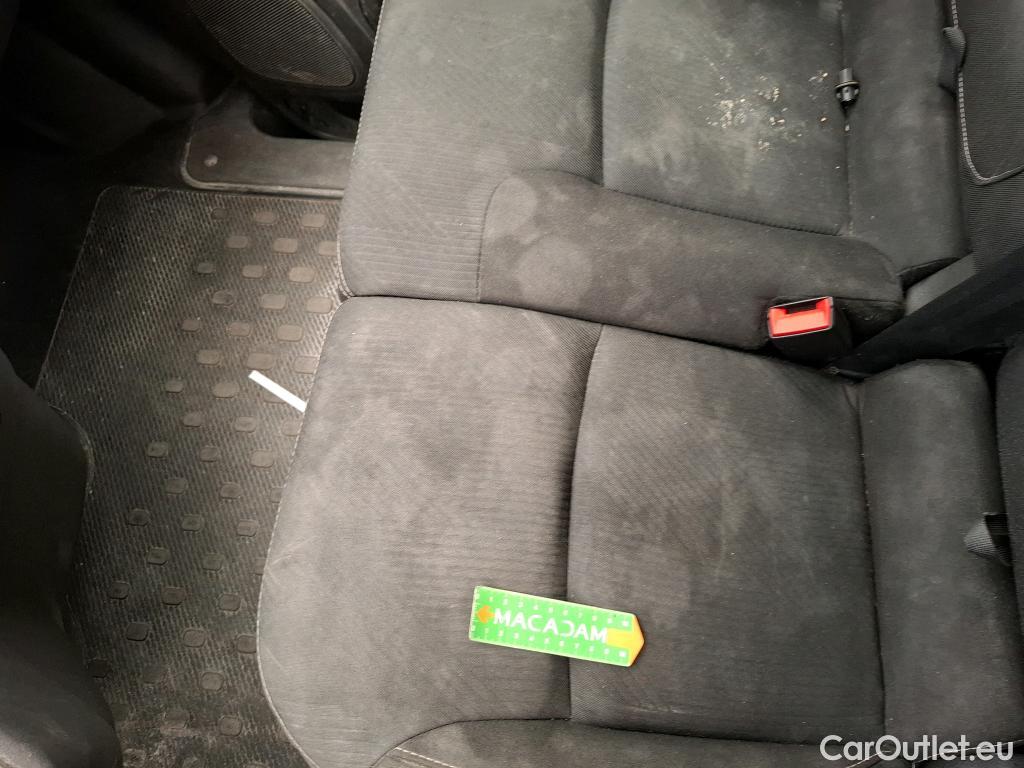  Renault  Trafic RENAULT  VU 4p Fourgon FG GCF L2H1 1300 dCi 120 #51