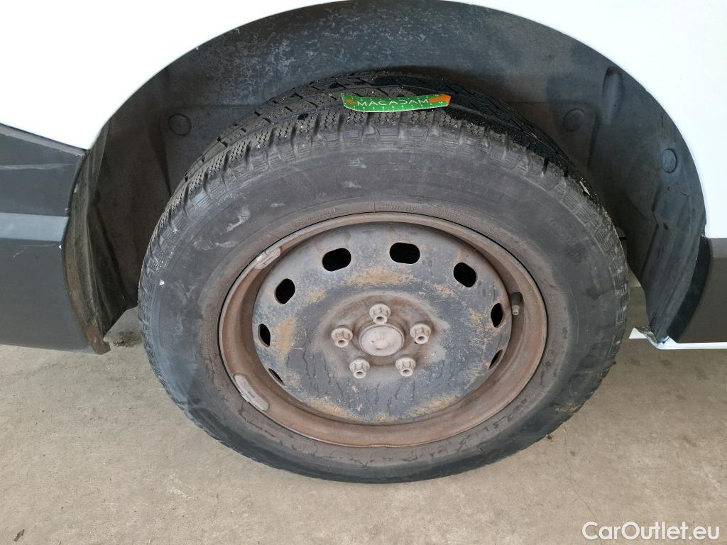  Renault  Trafic RENAULT  VU 4p Fourgon FG GCF L2H1 1300 dCi 120 #43
