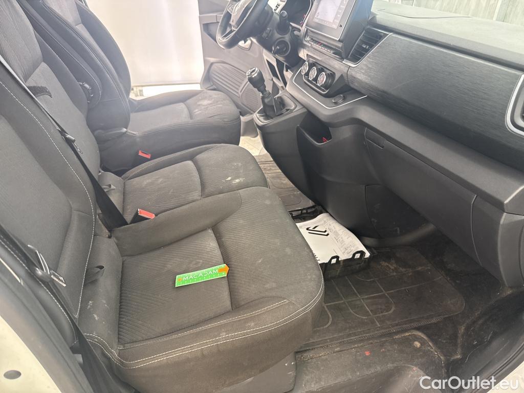  Renault  Trafic  Fourgon L2H1 3T Grand Confort 2.0 dCi 130CV BVM6 E6d #24