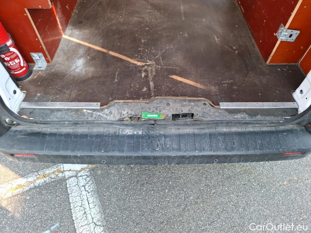  Renault  Trafic RENAULT  / 2019 / 4P / Fourgon tole FG GCF L1H1 1000 dCi 120 #81