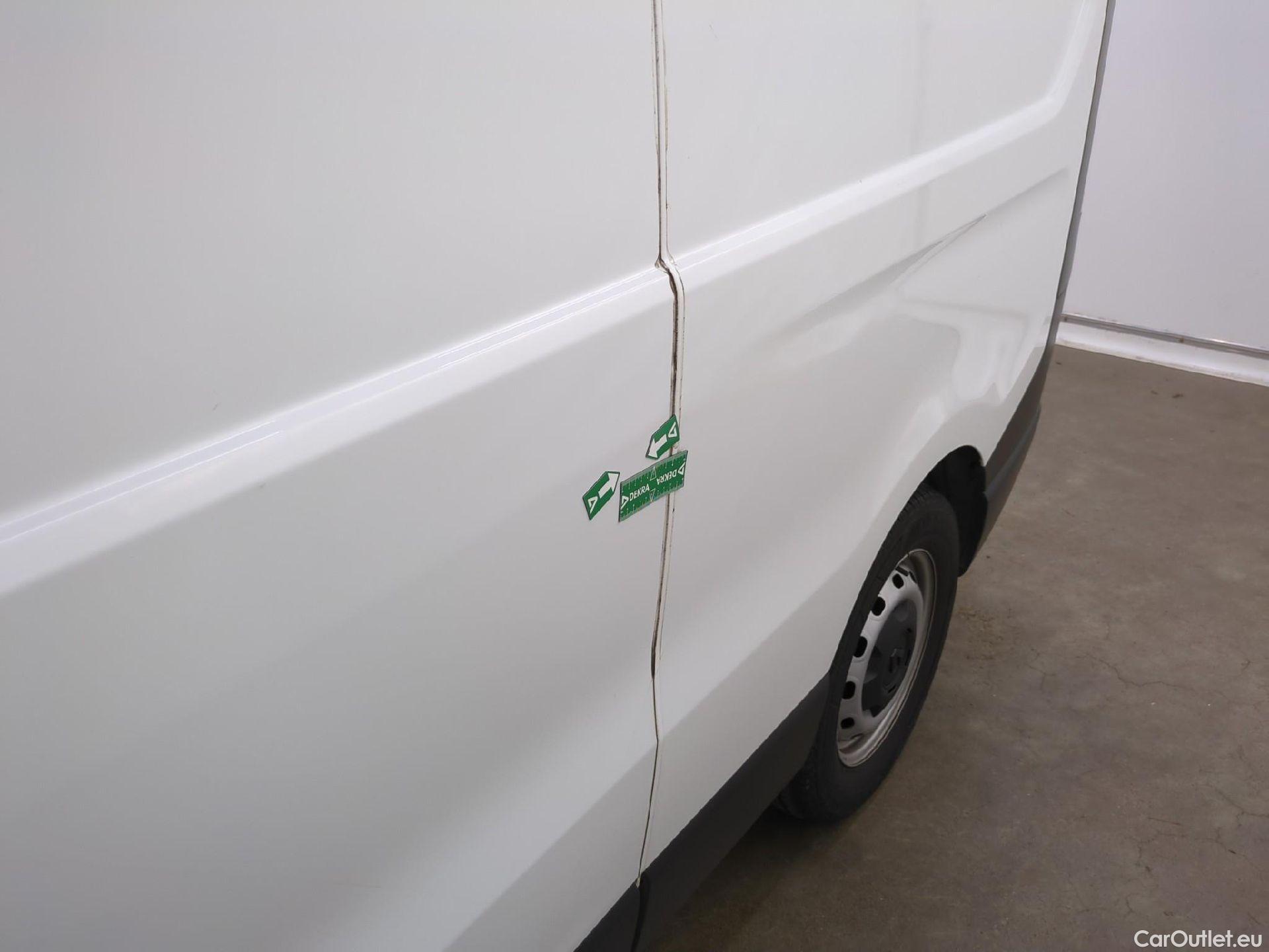  Renault  Trafic RENAULT  / 2021 / 4P / Fourgon tôlé FG CF L2H2 3T Blue dCi 150 #15