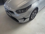  KIA  Cee'd KIA  SW 1.5 T-GDI 140KM 7DCT M 5d #52