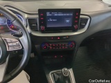  KIA  XCeed KIA  1.5 T-GDi 160KM 6MT M 5d #14