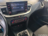  KIA  XCeed KIA  1.5 T-GDi 160KM 6MT M 5d #14