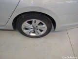  Volkswagen  Golf  Volkswagen Variant 1.5 eTSI EVO 150KM DSG 7 Life 5d #51