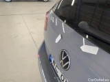  Volkswagen  Passat Volkswagen  Variant 1.5 TSI EVO 150 KM DSG Elegance 5d #29