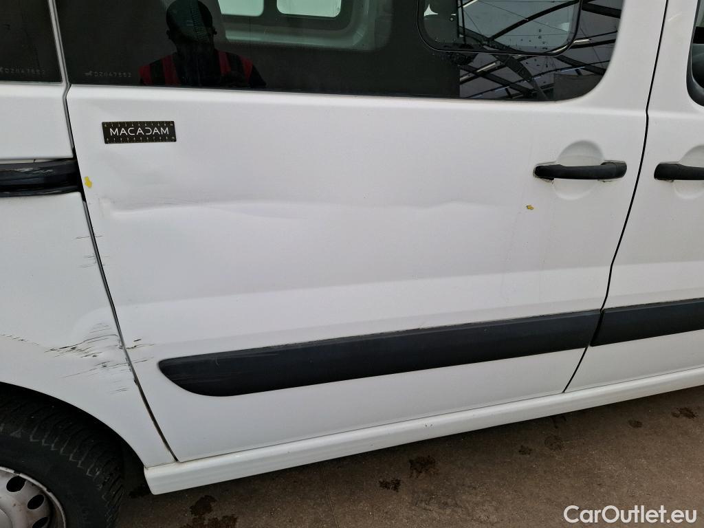  Citroen  Jumpy CITROEN  Multispace 4p Combi 2 0 HDI 95 L1H1 ATTRACTION #14