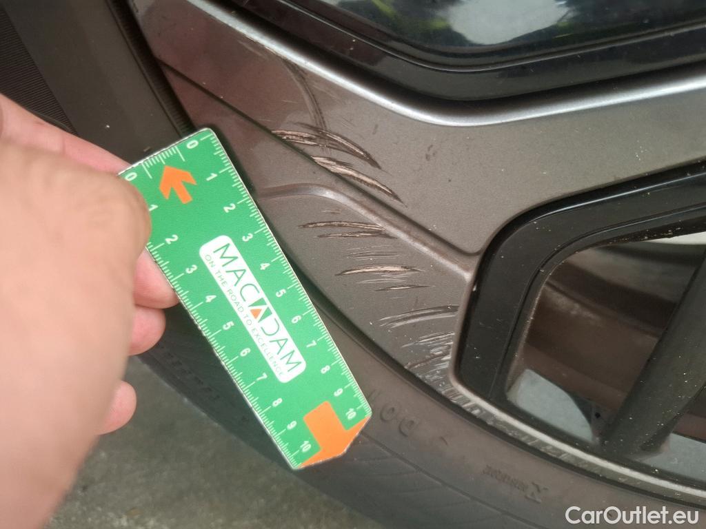  Citroen  C4  Berline Feel Pack 1.2 PureTech 130CV BVA8 E6d #9