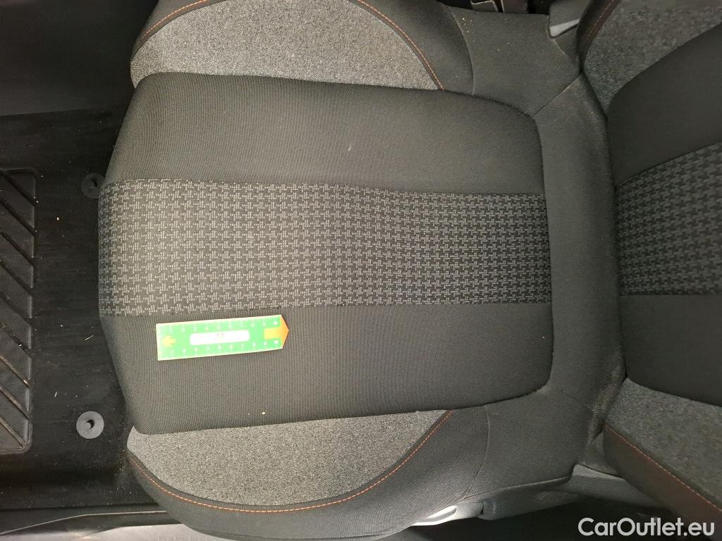  Peugeot  3008  Active Business 1.2 PureTech 130CV BVM6 E6d #28