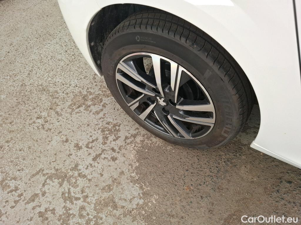  Peugeot  208  Style 1.2 PureTech 75CV BVM5 E6d #34