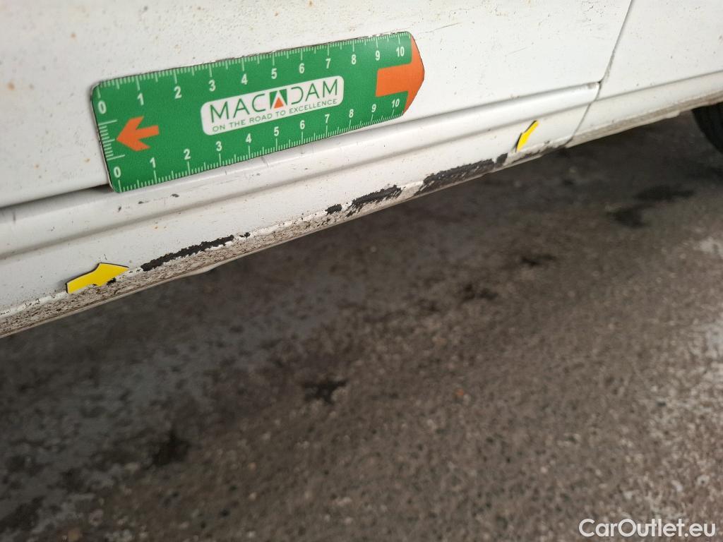  Peugeot  Boxer PEUGEOT  / 2014 / 4P / Combi 2.2 BLUEHDI 120 S&S 330 L1H1 ACCESS #4