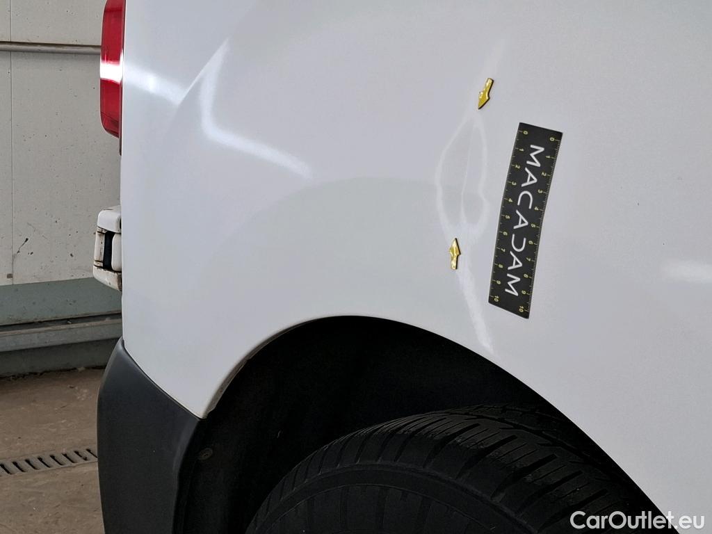  Peugeot  Expert  Kombi L2 1.6 HDi 115CV BVM6 9 Sieges E6 #15