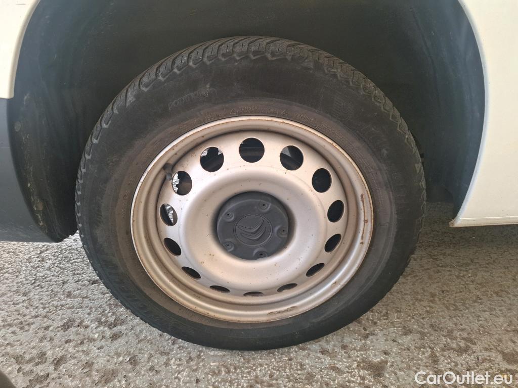  Citroen  Berlingo  Fourgon Driver XL 950 1.5 BlueHDi 100CV BVM6 E6d #25
