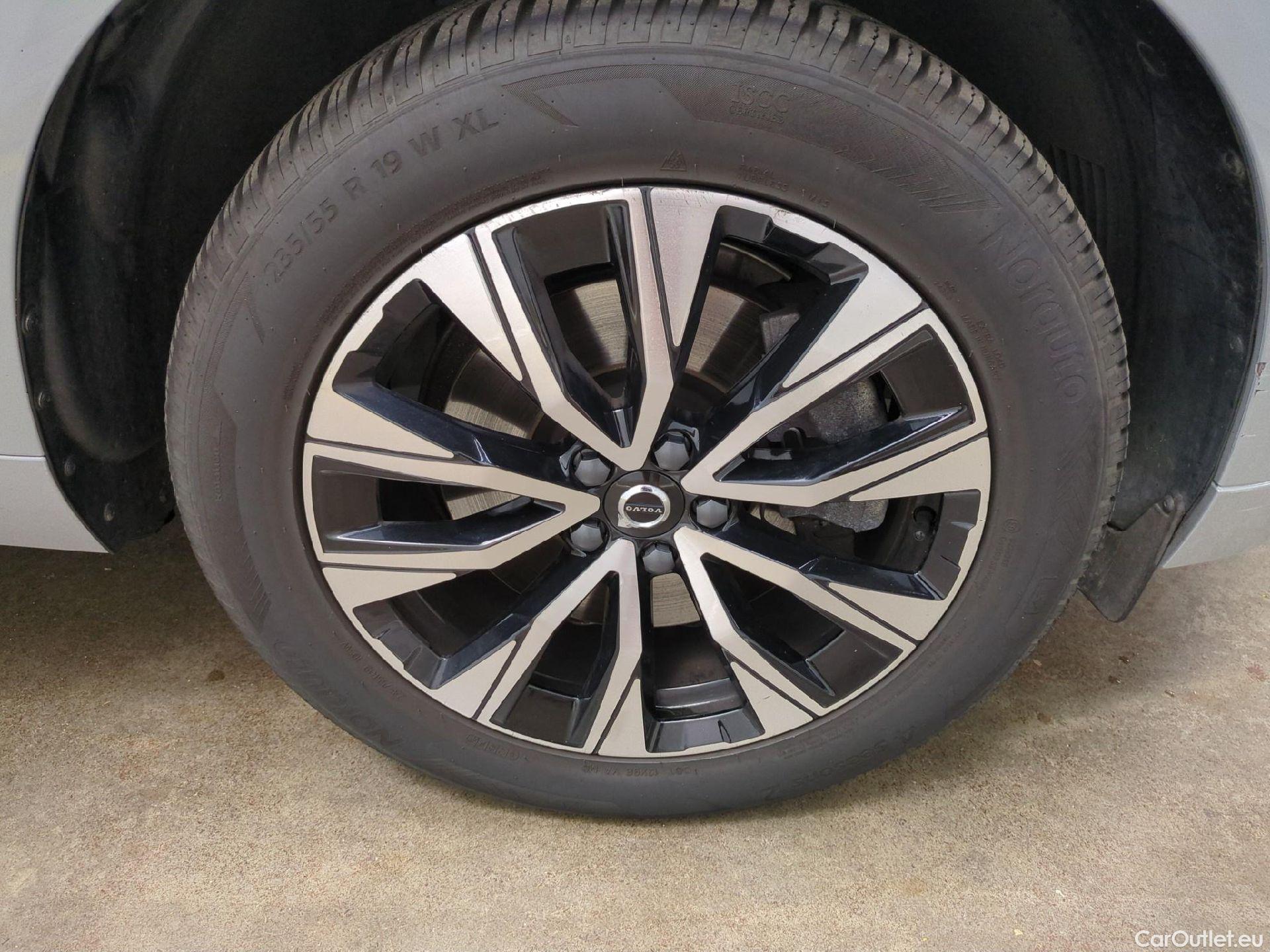  Volvo  XC60  Plus Style Dark 2WD 2.0 B4 195CV BVA8 E6d #4