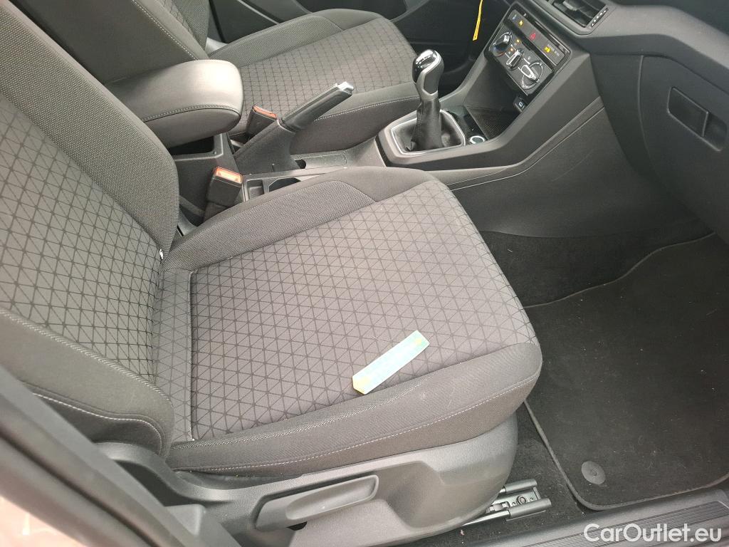  Volkswagen  T-CROSS VOLKSWAGEN  / 2018 / 5P / SUV 1.0 TSI 110ch Life Plus #4