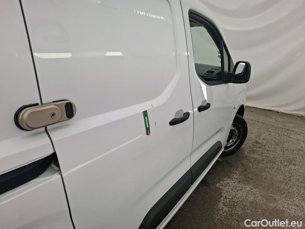  Citroen  Berlingo  Fourgon Club M 650 1.5 BlueHDi 75CV BVM5 E6dT #17