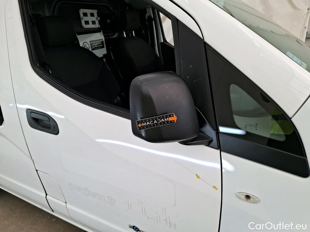  Nissan  NV200 NISSAN e- / 2009 / 4P / Fourgon tôlé 40kWh 109ch N-Connecta Electrique #88