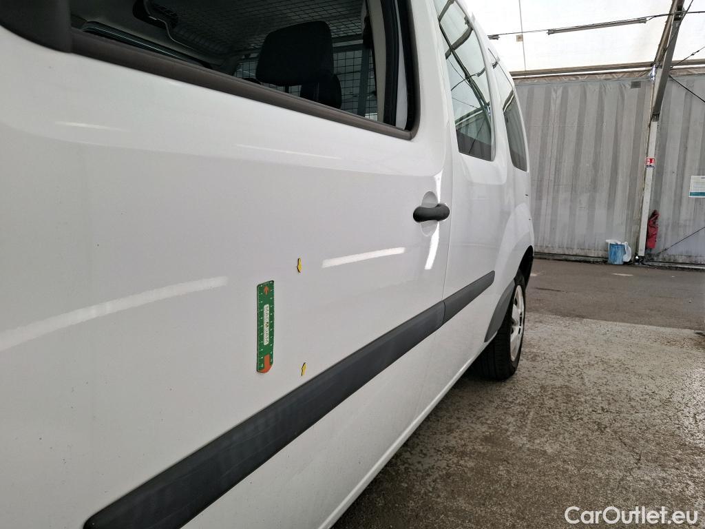  Renault  Kangoo  Express Maxi Extra (Série Spéciale) - Cab. Appr. 1.5 dCi 110CV BVM6 E6 #4