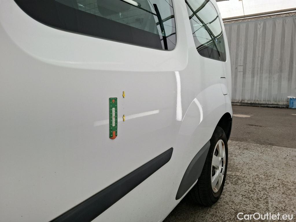  Renault  Kangoo  Express Maxi Extra (Série Spéciale) - Cab. Appr. 1.5 dCi 110CV BVM6 E6 #12