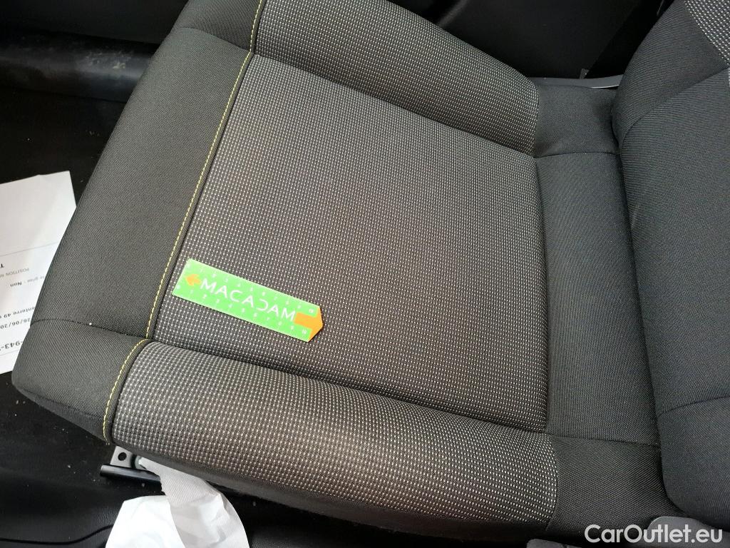  Citroen  C3  Max 1.2 PureTech 80CV BVM5 6E #11