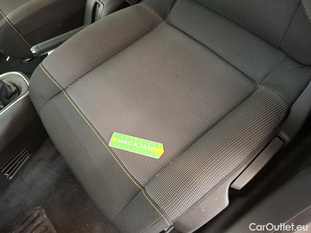  Citroen  C3  Max 1.2 PureTech 80CV BVM5 6E #12