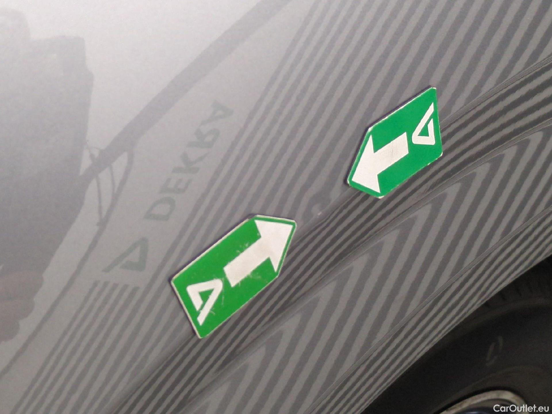  Peugeot  208  Allure Pack 1.2 PureTech 100CV BVM6 E6d #16