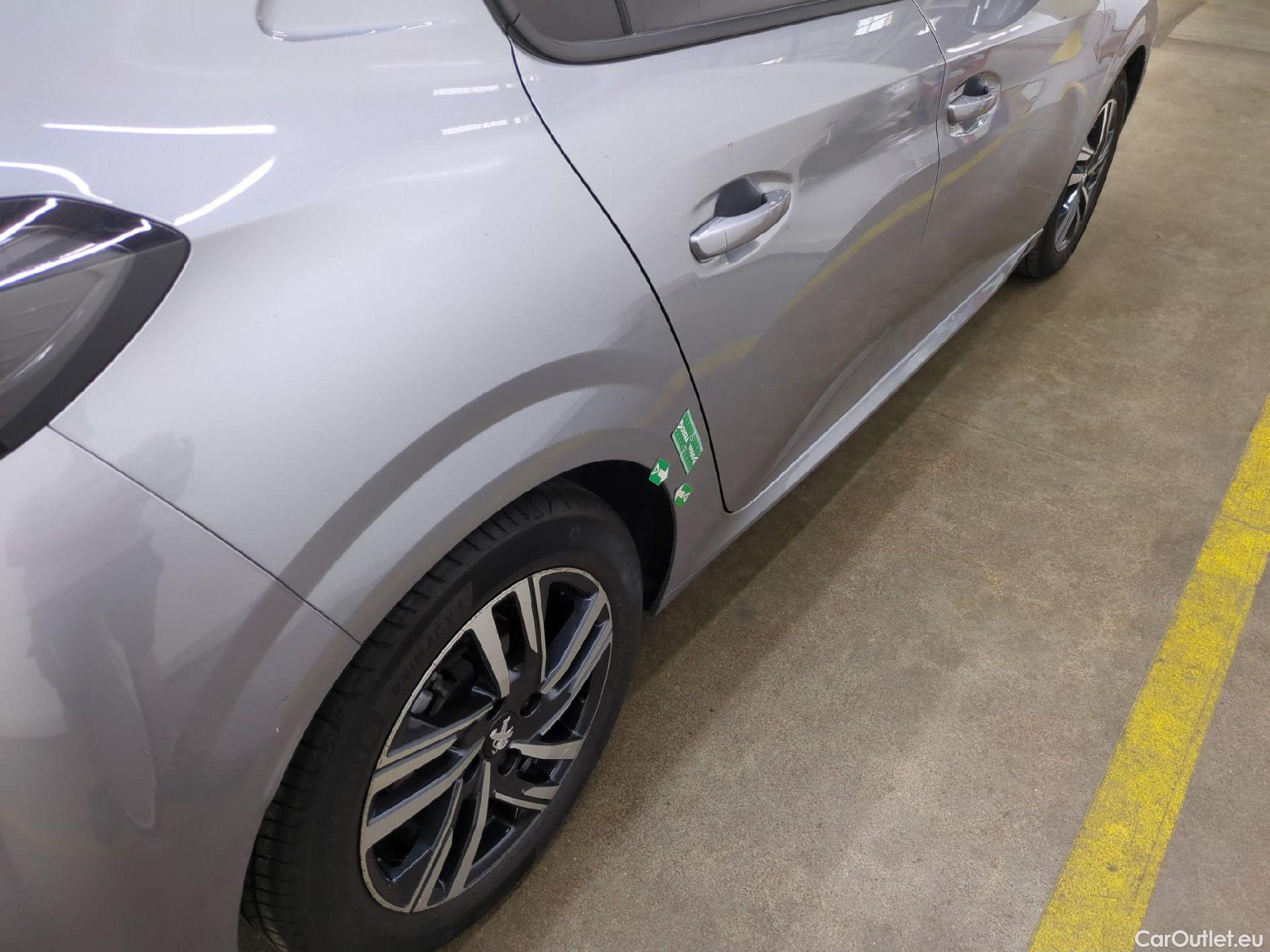  Peugeot  208  Allure Pack 1.2 PureTech 100CV BVM6 E6d #14