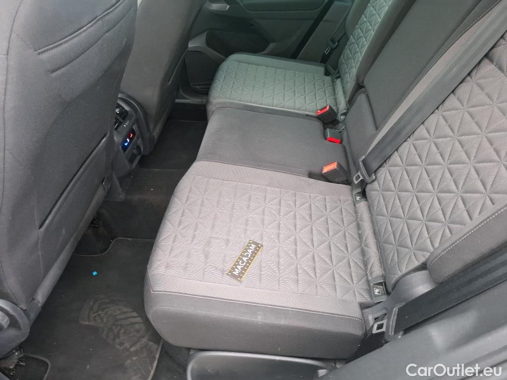  Volkswagen  Tiguan VOLKSWAGEN  / 2020 / 5P / SUV 2.0 TDI 150 DSG7 Life Business #33