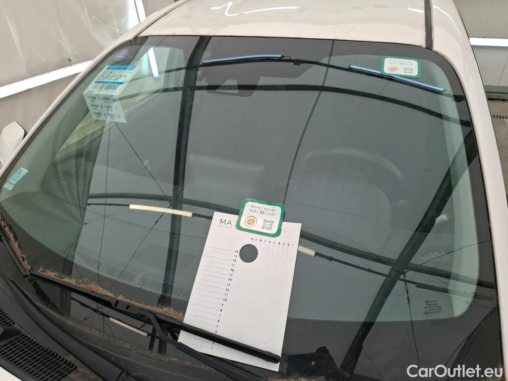  Toyota  Yaris TOYOTA  Hybride / 2019 / 5P / Berline Hybride 116h France Business Stage Acad #1