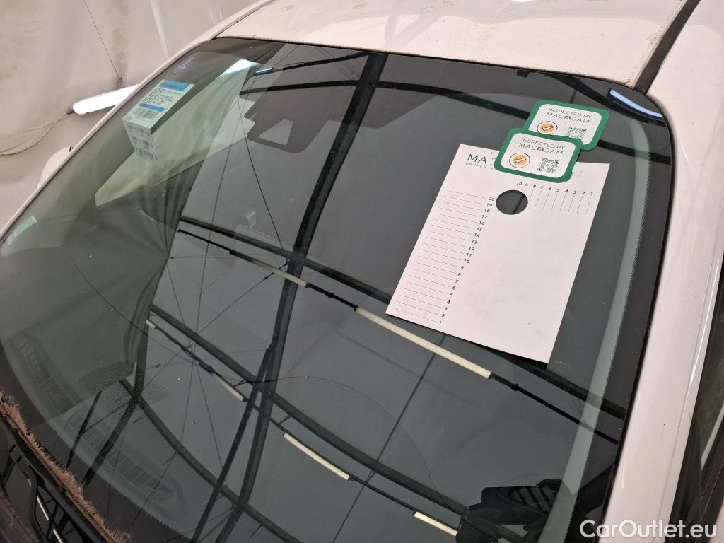 Toyota  Yaris TOYOTA  Hybride / 2019 / 5P / Berline Hybride 116h France Business Stage Acad #7