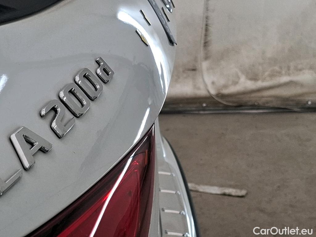  Mercedes  GLA MERCEDES-BENZ  / 2020 / 5P / SUV 2.0  200 D BUSINESS LINE DCT #8